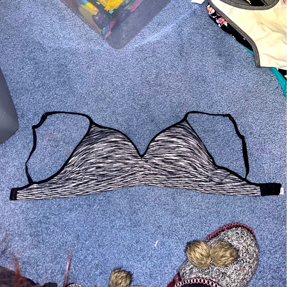 Victorias Secret Sports Bra- size small